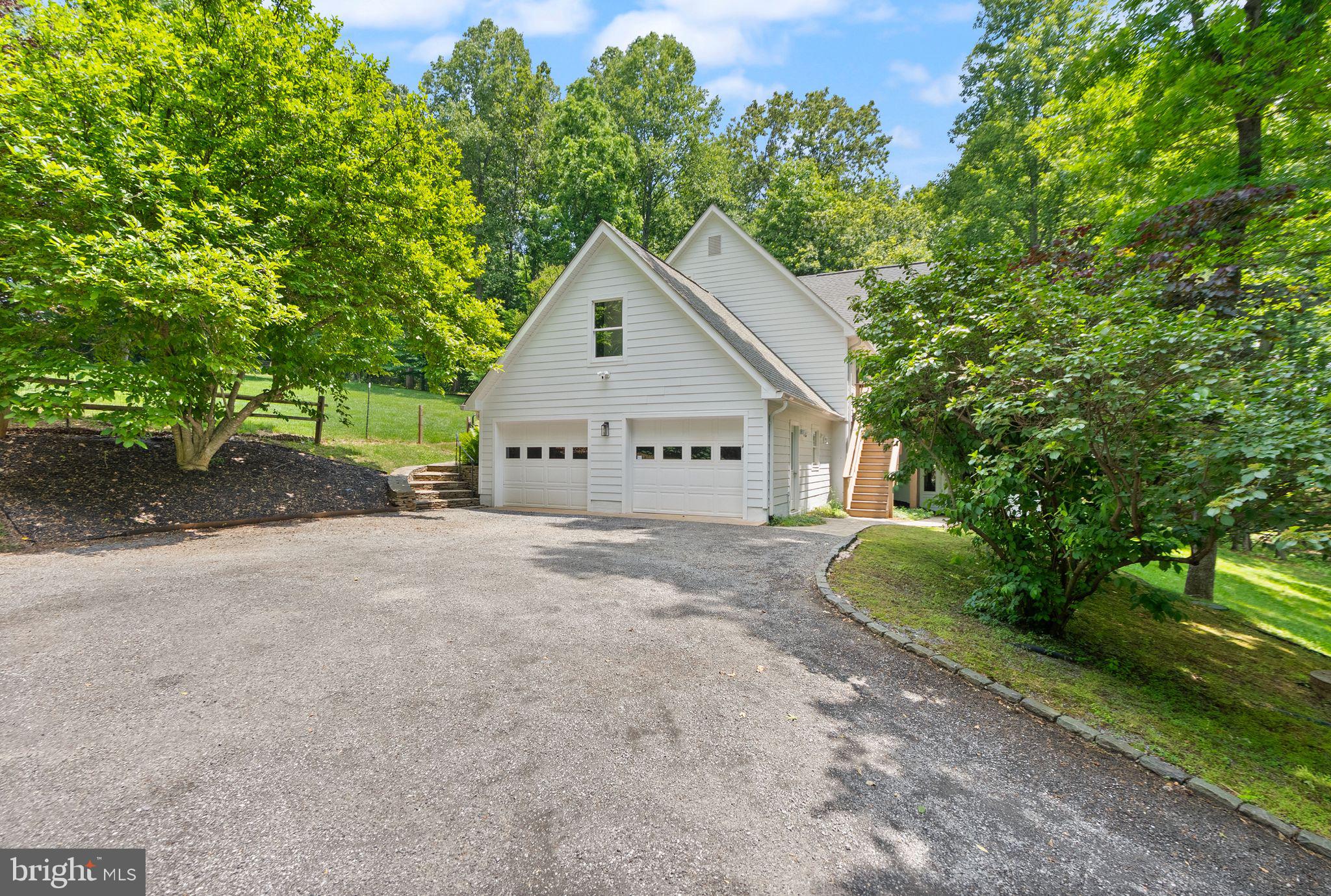 38620 Lime Kiln Road Leesburg, VA 20175 - Photo 2 of 30