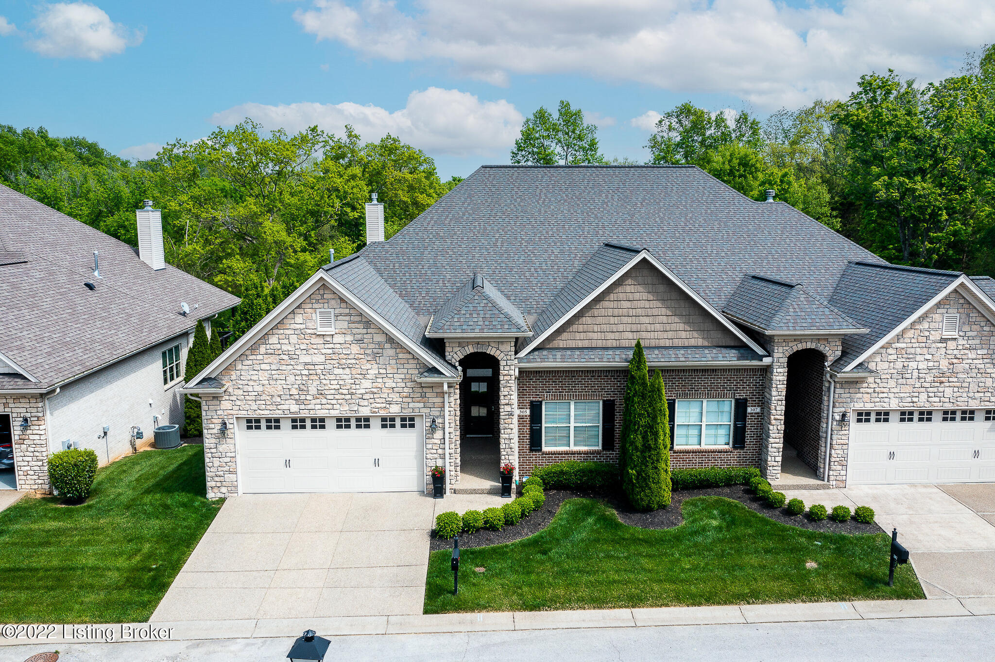 305 Maple Valley Road Louisville, KY 40245 - Photo 2 of 60 305 Maple Valley -03