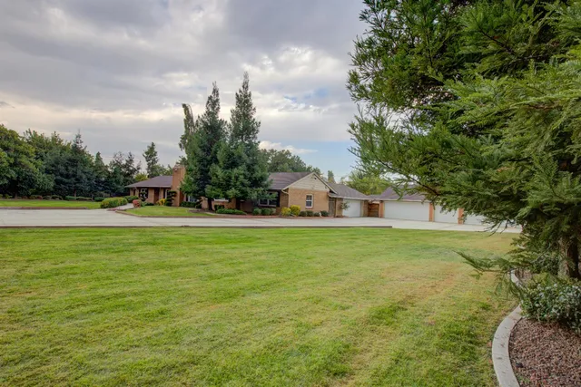$950,000 | 1739 First Street, Atwater, CA 95301
