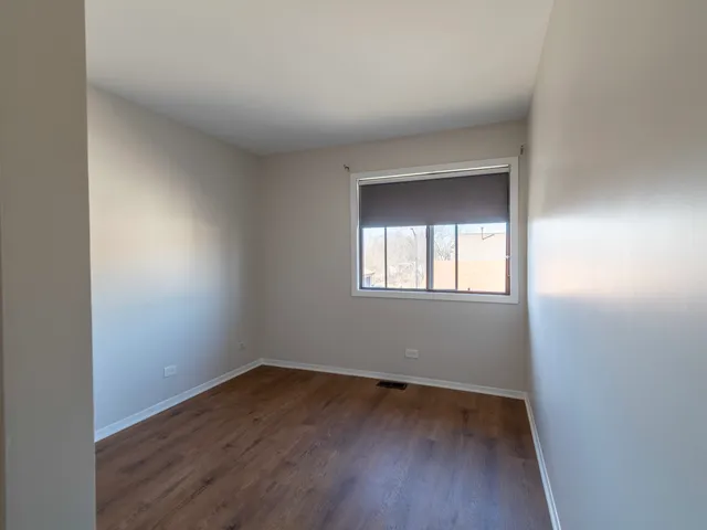 $324,000 | 1379 Ct Marguerite, Hanover Park, IL 60133