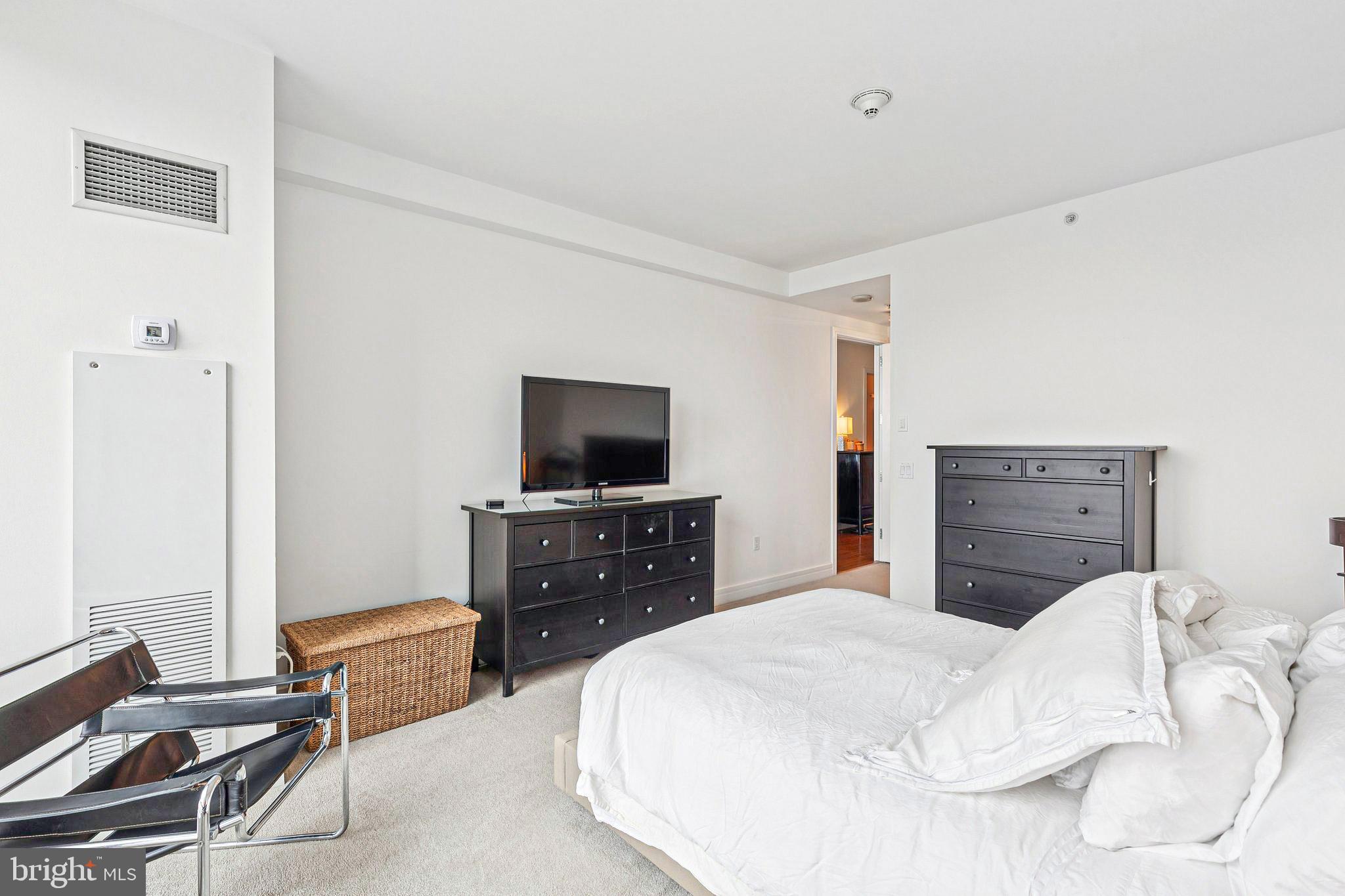 1414 South Penn Square, Unit 22D Philadelphia, PA 19102 - Photo 20 of 42