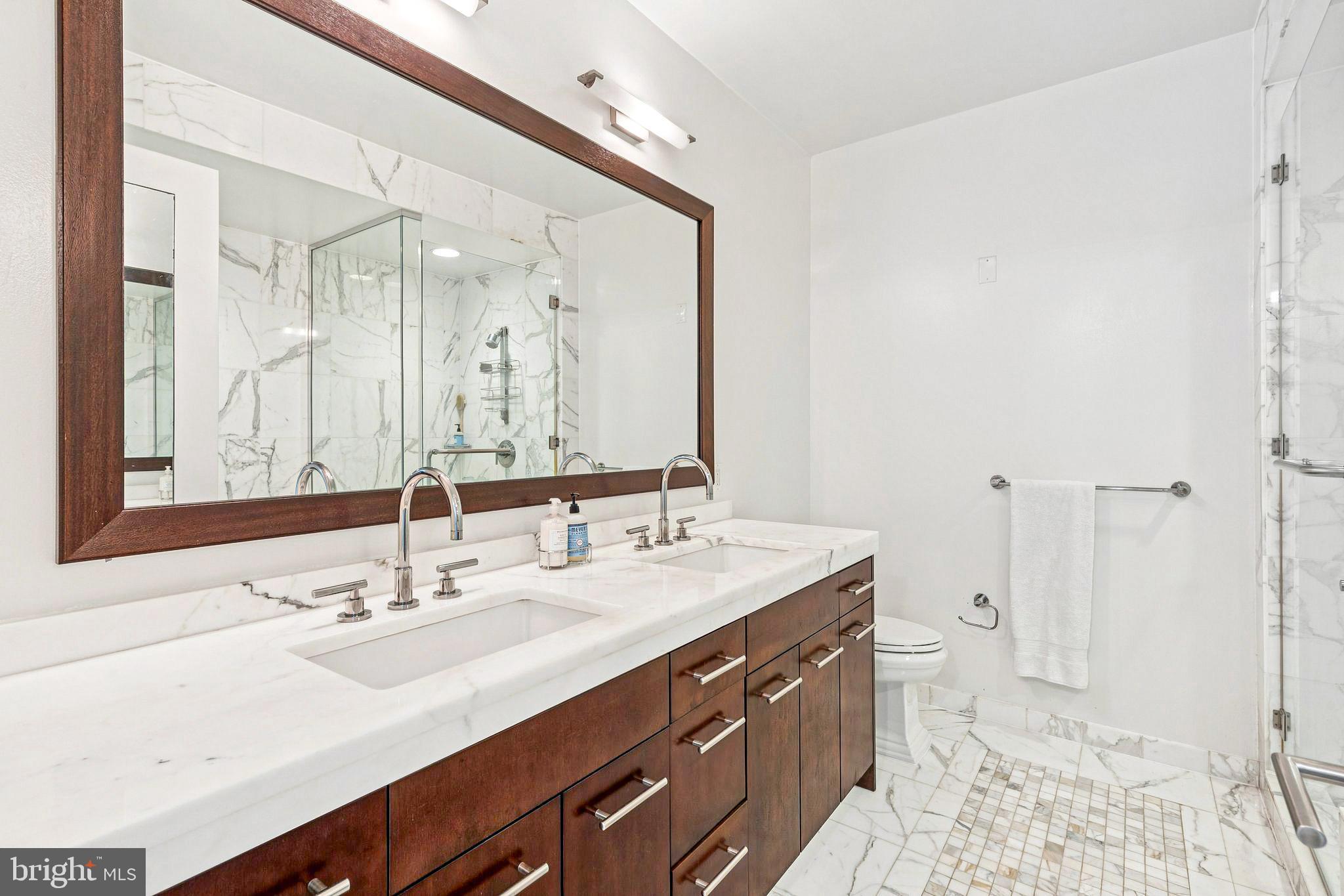 1414 South Penn Square, Unit 22D Philadelphia, PA 19102 - Photo 23 of 42