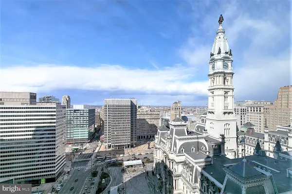 a picture of city view