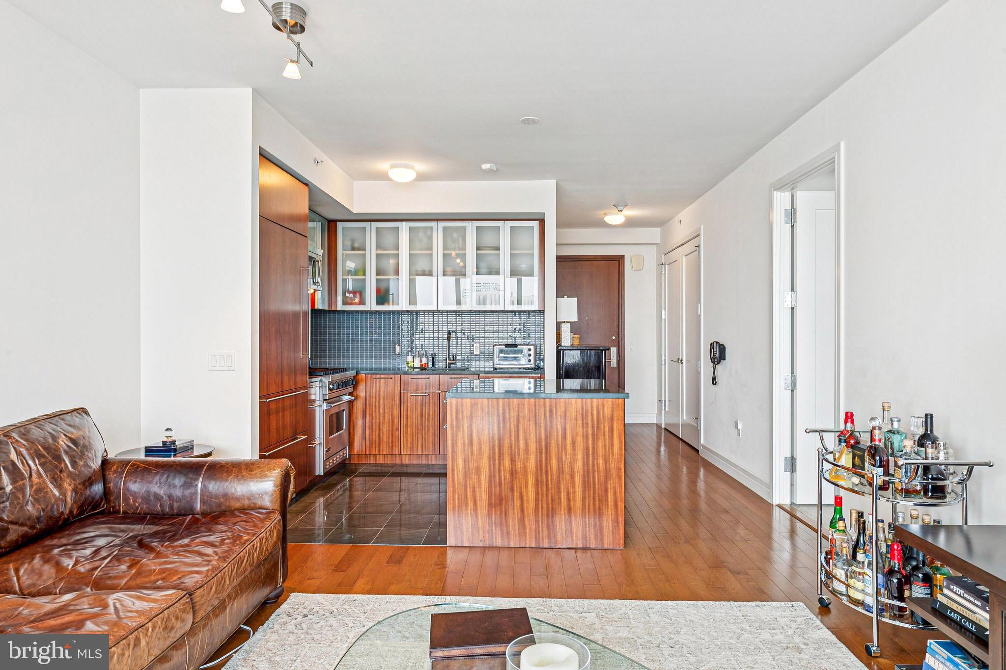 1414 South Penn Square, Unit 22D Philadelphia, PA 19102 - Photo 8 of 42