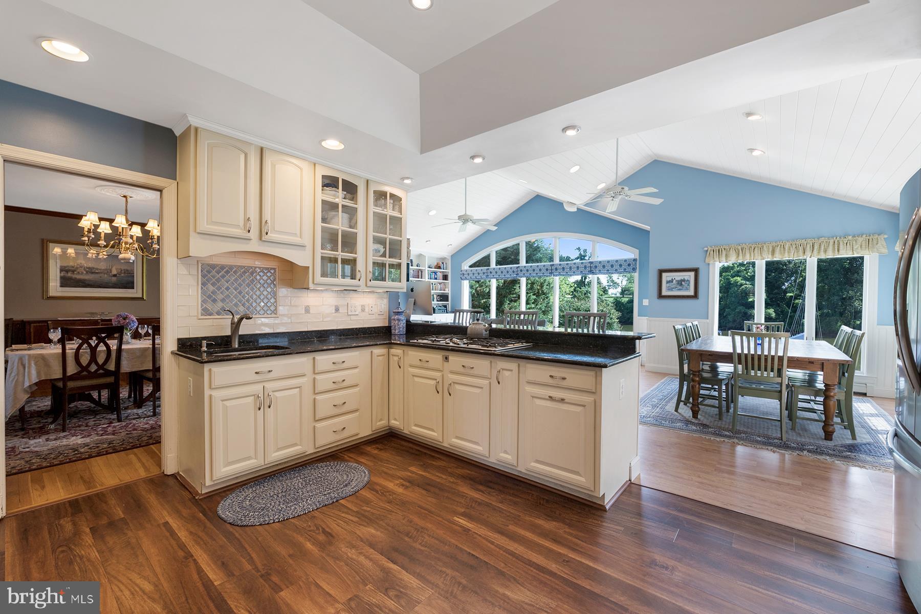 252 Providence Road Annapolis, MD 21409 - Photo 14 of 63 Beautiful kitchen with GE appliances