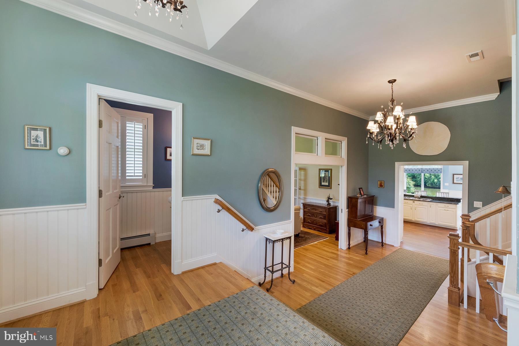 252 Providence Road Annapolis, MD 21409 - Photo 7 of 63 Gracious entry foyer