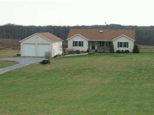 450 North North Duffy Road Butler, PA 16001 - Photo 3 of 7 Gallery Image 3