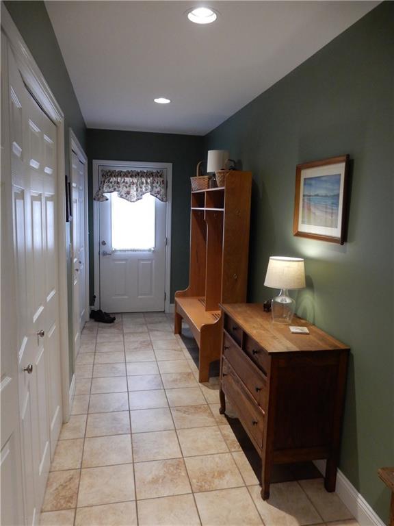 75 Two Lights Road Cape Elizabeth, ME 04107 - Photo 7 of 25 Mudroom accessed from side deck or...