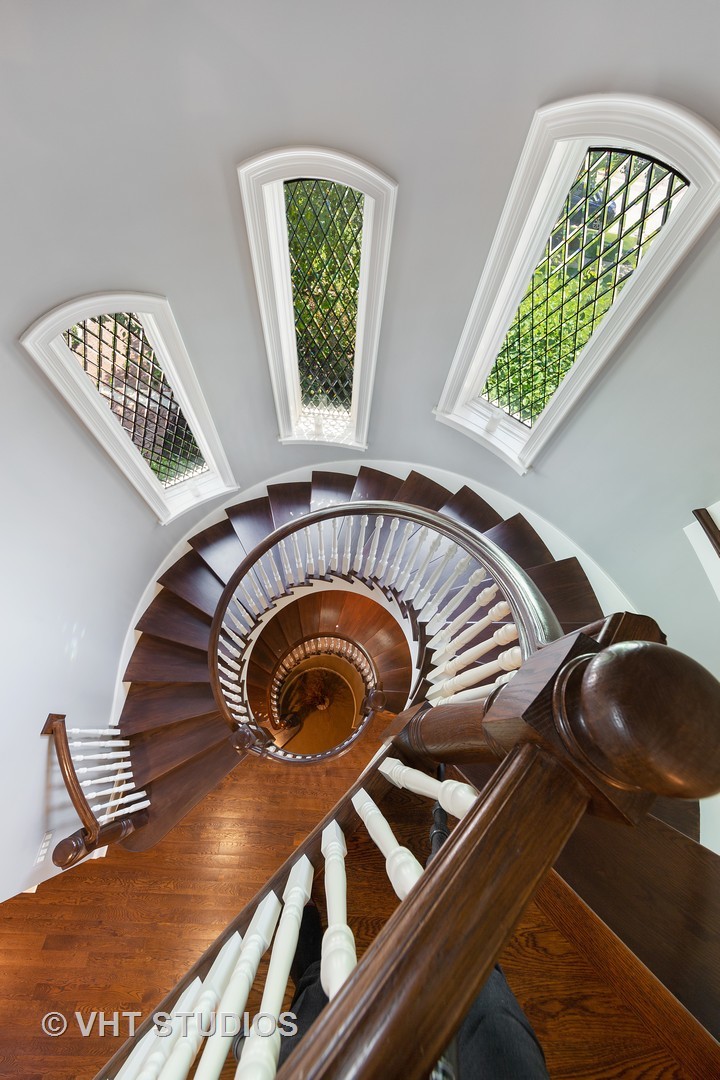 460 62nd Street Burr Ridge, IL 60527 - Photo 5 of 45