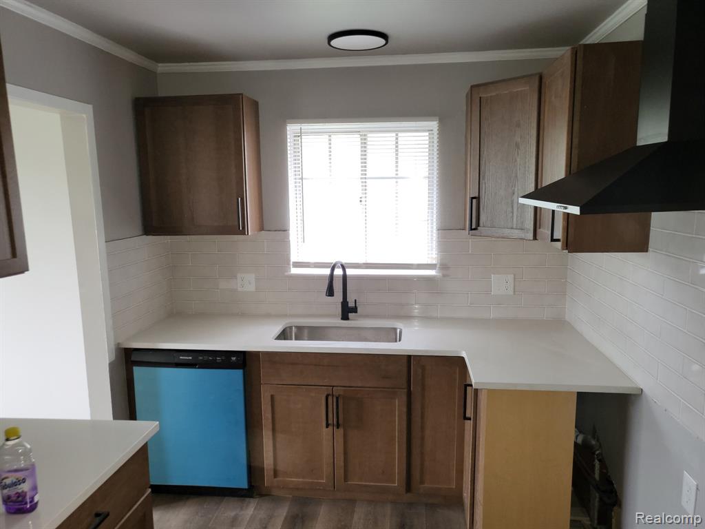 30256 Southfield Road Southfield, MI 48076 - Photo 3 of 12