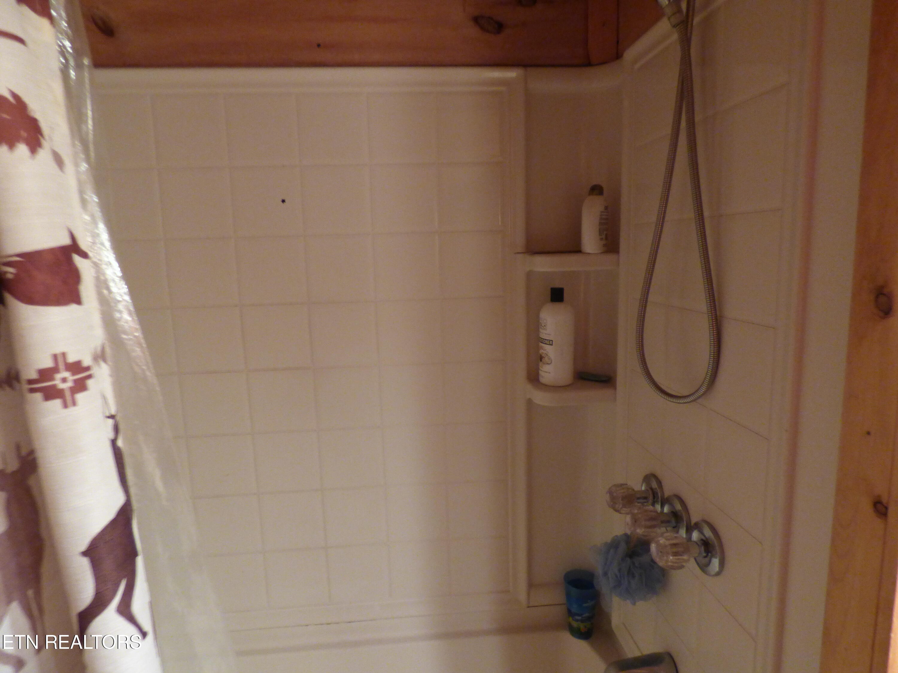 458 Pomona Road Crossville, TN 38571 - Photo 31 of 59 P1070760