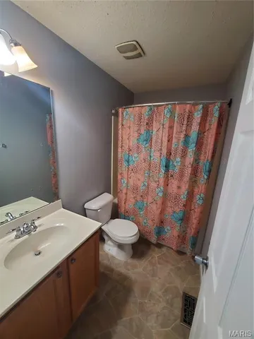 $1,800 | 3256 Domain Street, St. Charles, MO 63301