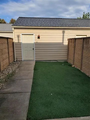 $1,800 | 3256 Domain Street, St. Charles, MO 63301