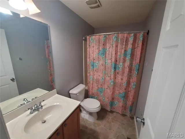 $1,800 | 3256 Domain Street, St. Charles, MO 63301