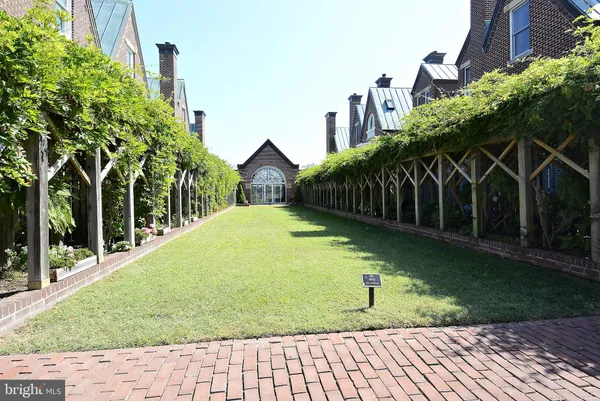 a view of a yard and an outdoor seating