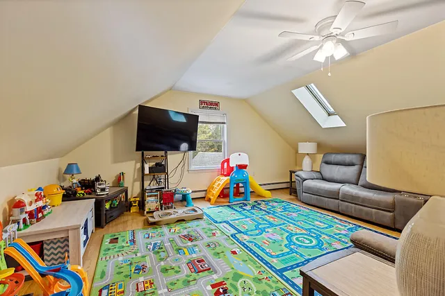 $499,000 | 7 Moyse Road, Winterport, ME 04496