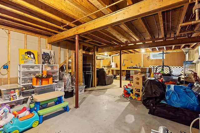 $499,000 | 7 Moyse Road, Winterport, ME 04496