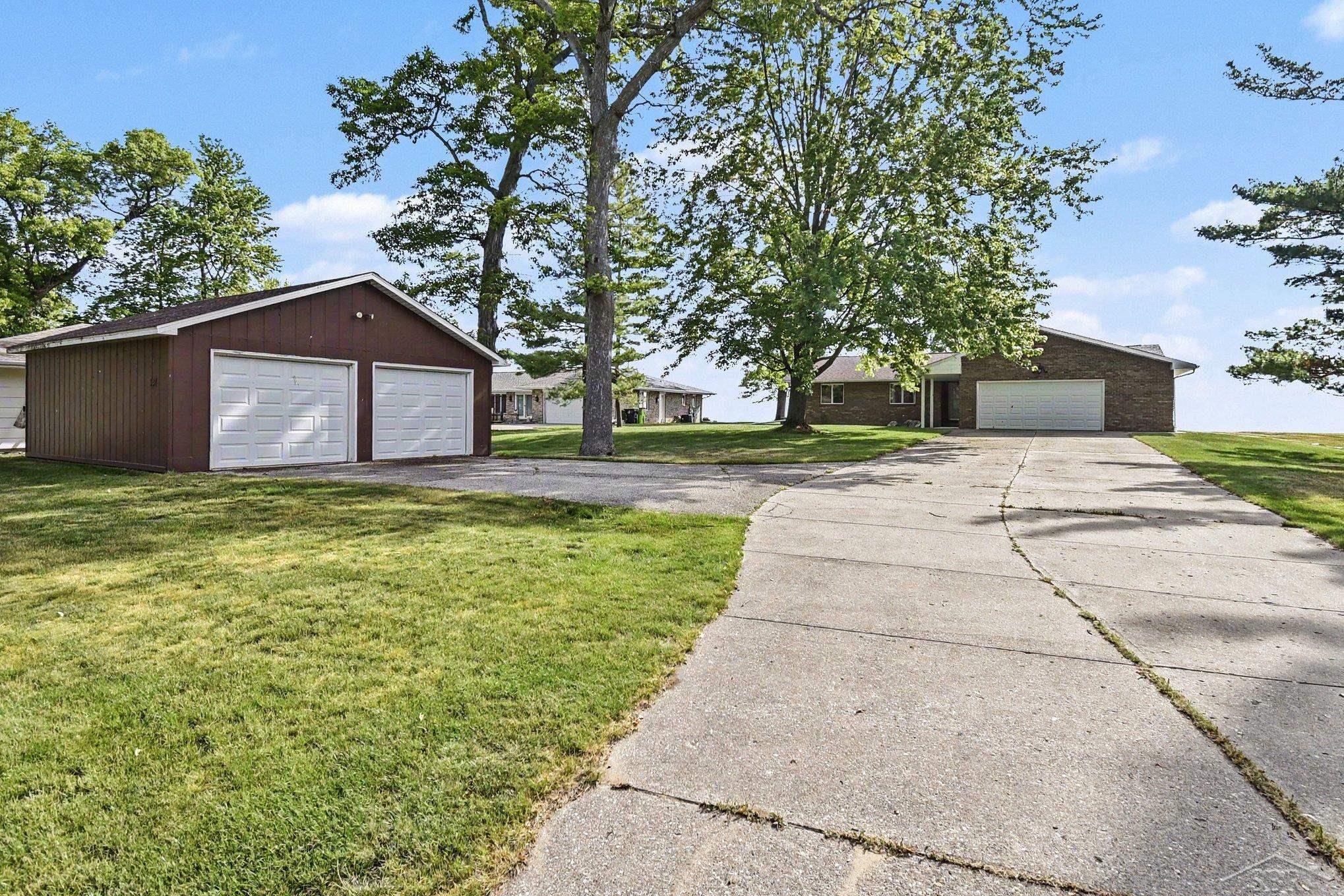 381 South Linwood Beach Road Linwood, MI 48634 - Photo 21 of 37