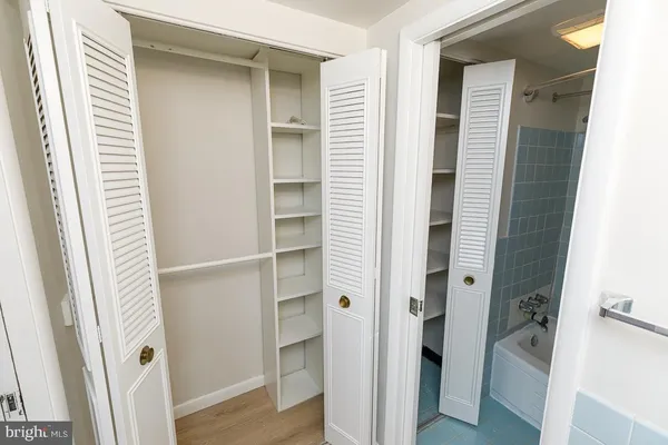 $2,100 | 1420 N Street Northwest, Unit 907, Washington, DC 20005