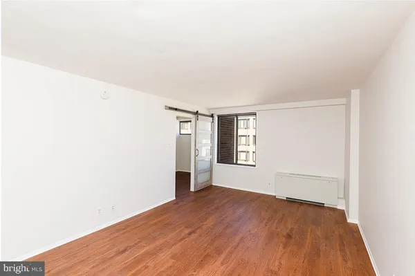 $2,100 | 1420 N Street Northwest, Unit 907, Washington, DC 20005