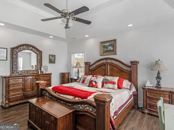 $799,900 | 307 Weldon Lake Road, Milner, GA 30257