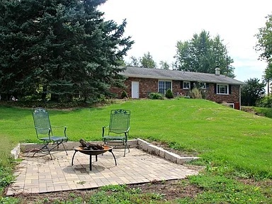 5N428 Brown Road St. Charles, IL 60175 - Photo 15 of 18 Gallery Image 15