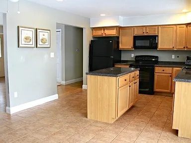 5N428 Brown Road St. Charles, IL 60175 - Photo 4 of 18 Gallery Image 4