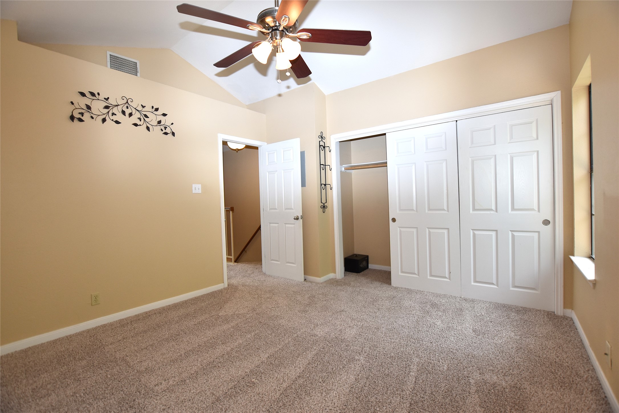 11404 Walnut Ridge Drive, Unit 14 Austin, TX 78753 - Photo 12 of 16 an empty space with closet area