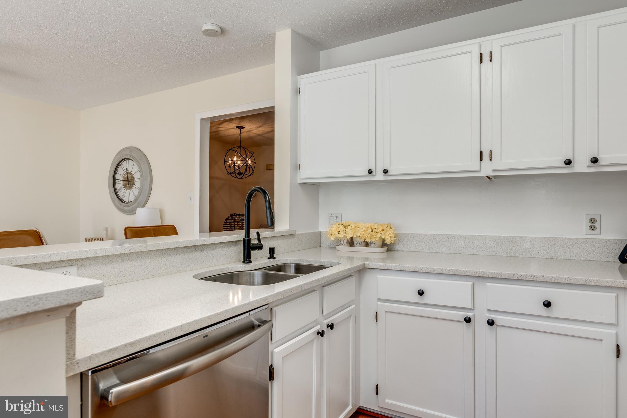 1650 Oak Spring Way Reston, VA 20190 - Photo 16 of 45 Gallery Image 16