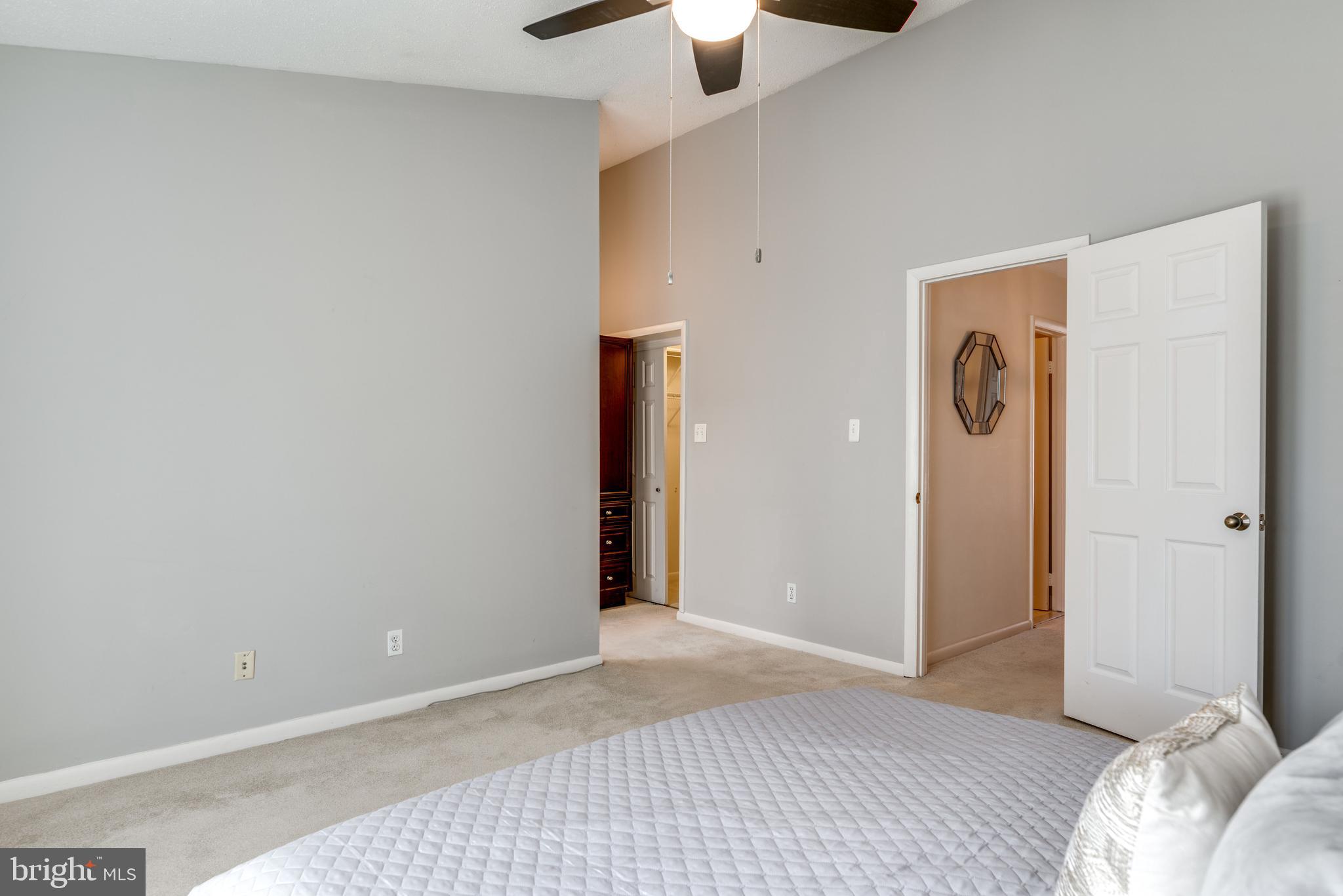 1650 Oak Spring Way Reston, VA 20190 - Photo 20 of 45 Gallery Image 20