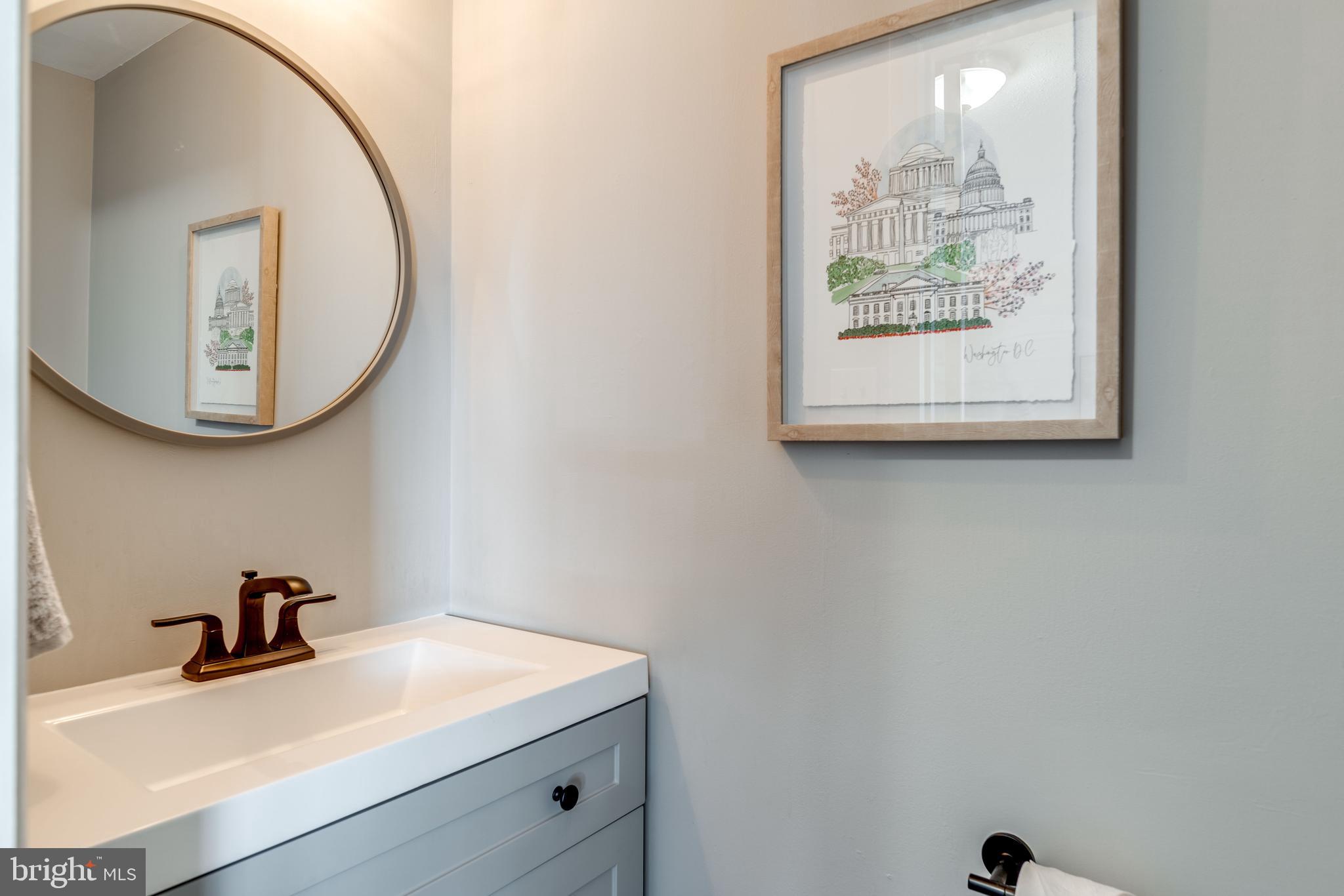 1650 Oak Spring Way Reston, VA 20190 - Photo 7 of 45 Gallery Image 7