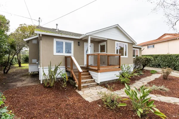 $949,950 | 101 Vendola Drive, San Rafael, CA 94903