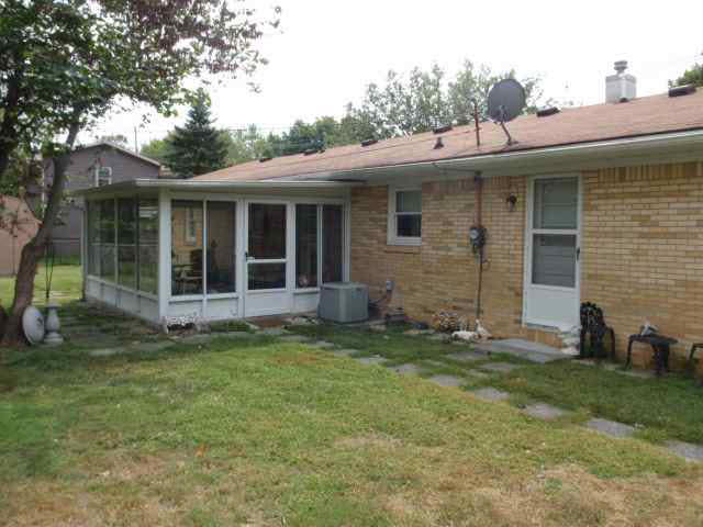 612 North Rangeline Road Anderson, IN 46012 - Photo 3 of 12 Gallery Image 3