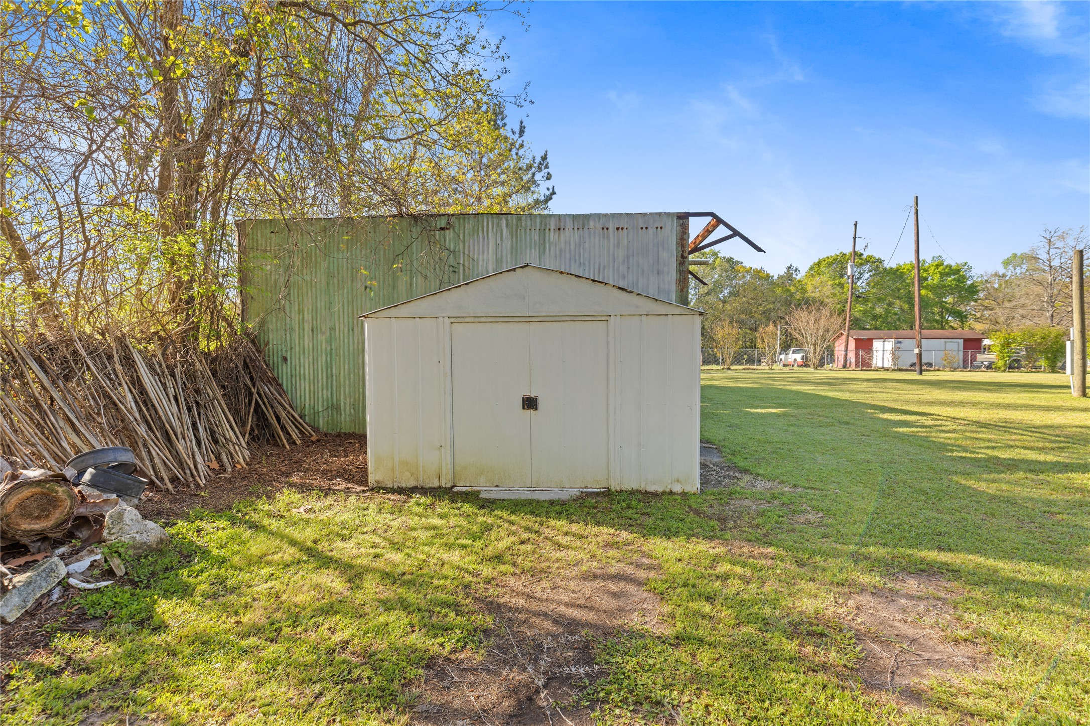 11547 Crockett Martin Road Conroe, TX 77306 - Photo 33 of 46