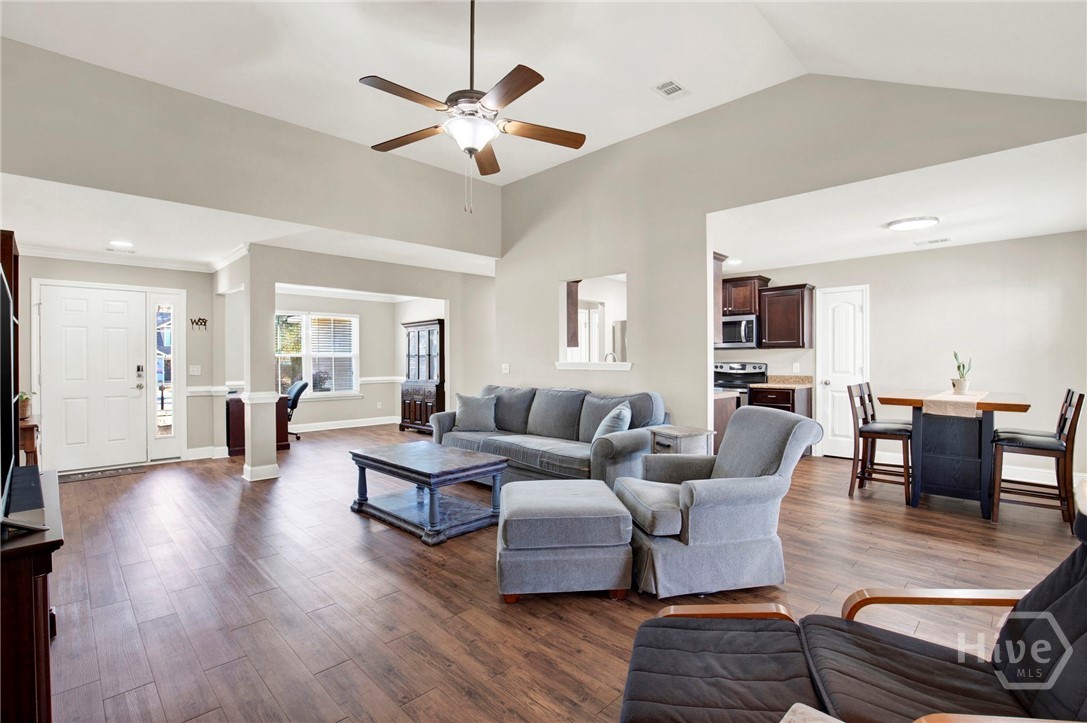 202 Beaubrook Boulevard Springfield, GA 31329 - Photo 7 of 35