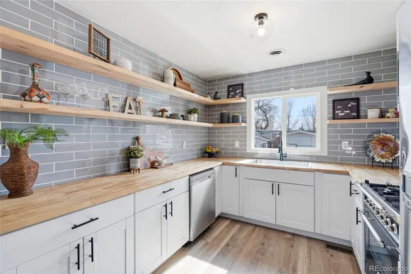 $995,000 | 10680 Dover Street, Broomfield, CO 80021