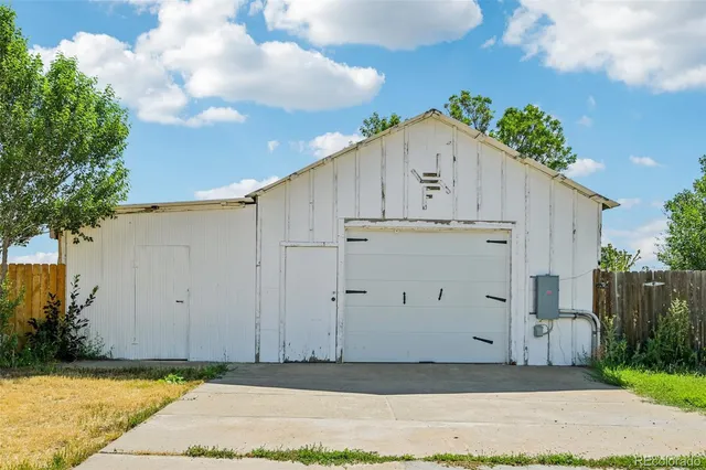 $1,799,990 | 10680 Dover Street, Broomfield, CO 80021