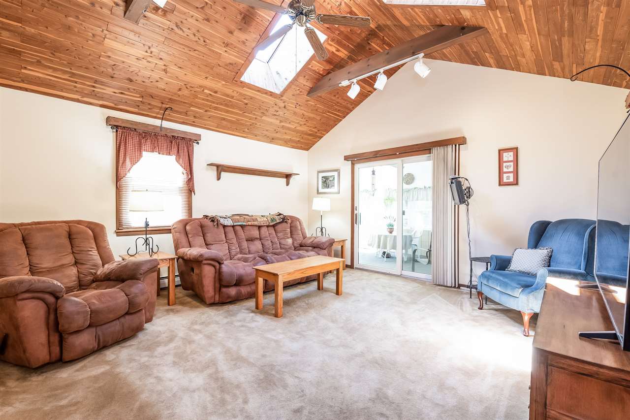 76 Stinson Road Goffstown, NH 03045 - Photo 10 of 40