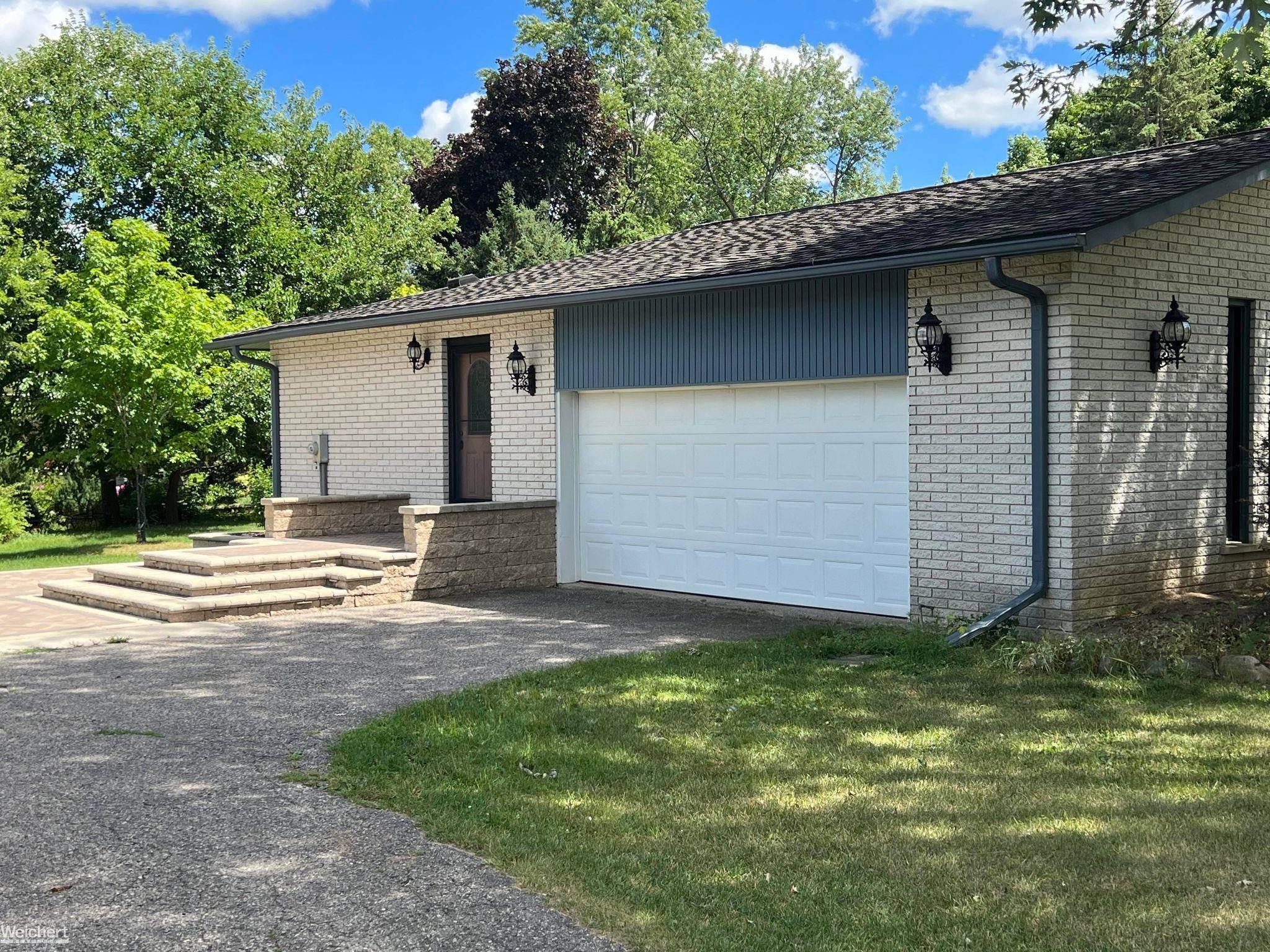 1271 Green Ridge Road Rochester Hills, MI 48309 - Photo 3 of 68