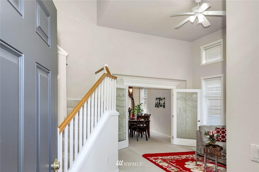 1715 Northeast 26th Place Renton, WA 98056 - Photo 3 of 31 Gallery Image 3