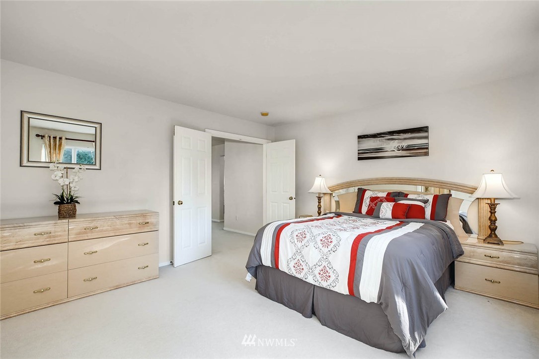 1715 Northeast 26th Place Renton, WA 98056 - Photo 22 of 31 Gallery Image 22