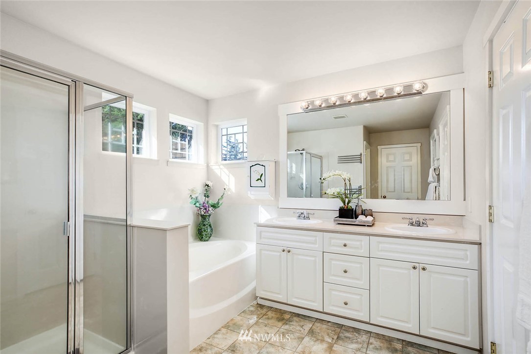 1715 Northeast 26th Place Renton, WA 98056 - Photo 23 of 31 Gallery Image 23
