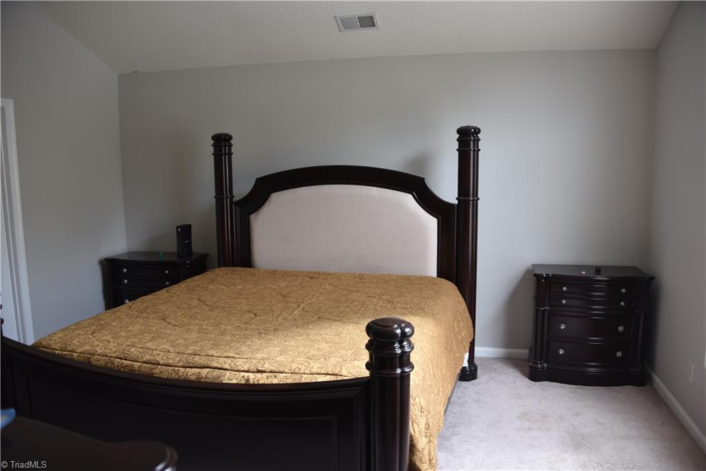 2020 Winston Diamond Court Raleigh, NC 27610 - Photo 5 of 6 Gallery Image 5