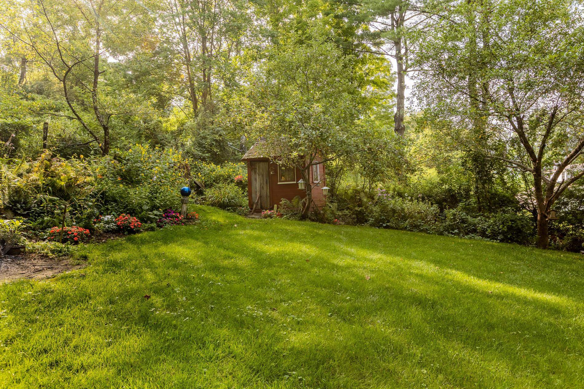 2079 River Road Arlington, VT 05250 - Photo 24 of 27 Gallery Image 24