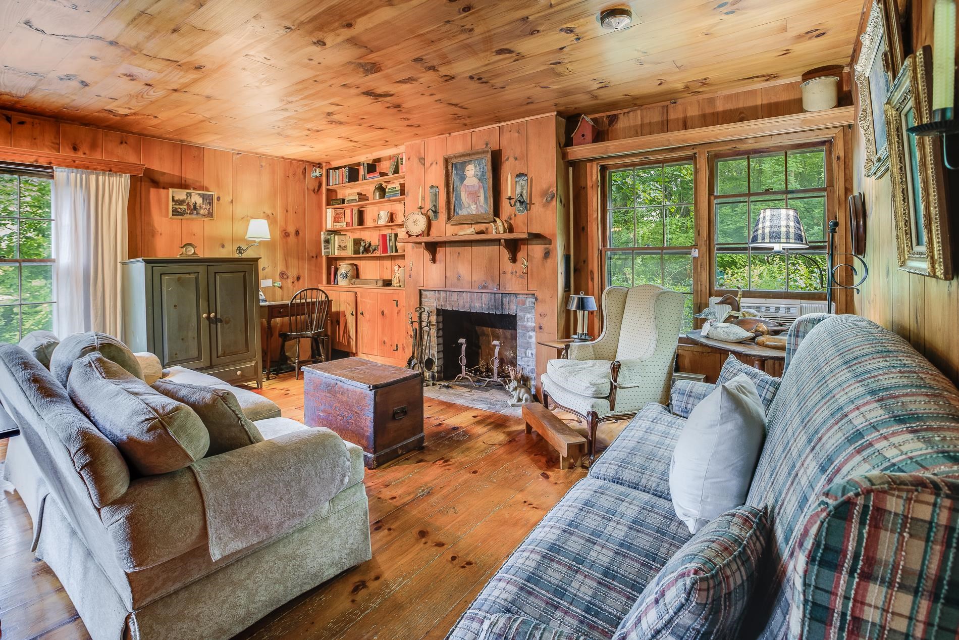 2079 River Road Arlington, VT 05250 - Photo 9 of 27 Gallery Image 9