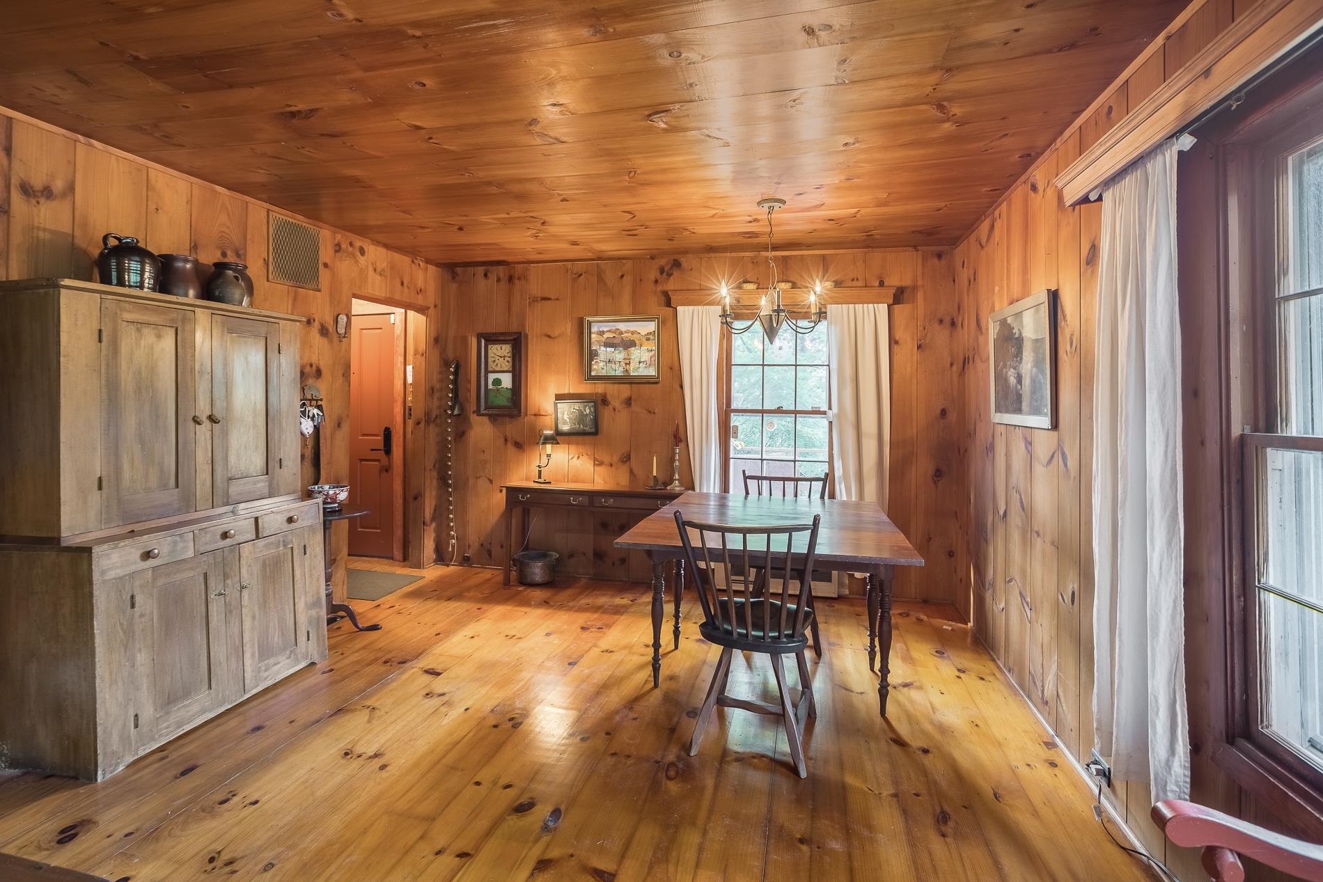 2079 River Road Arlington, VT 05250 - Photo 10 of 27 Gallery Image 10