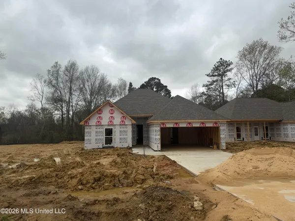 $339,000 | 197 Lake Harbor Road, Brandon, MS 39047