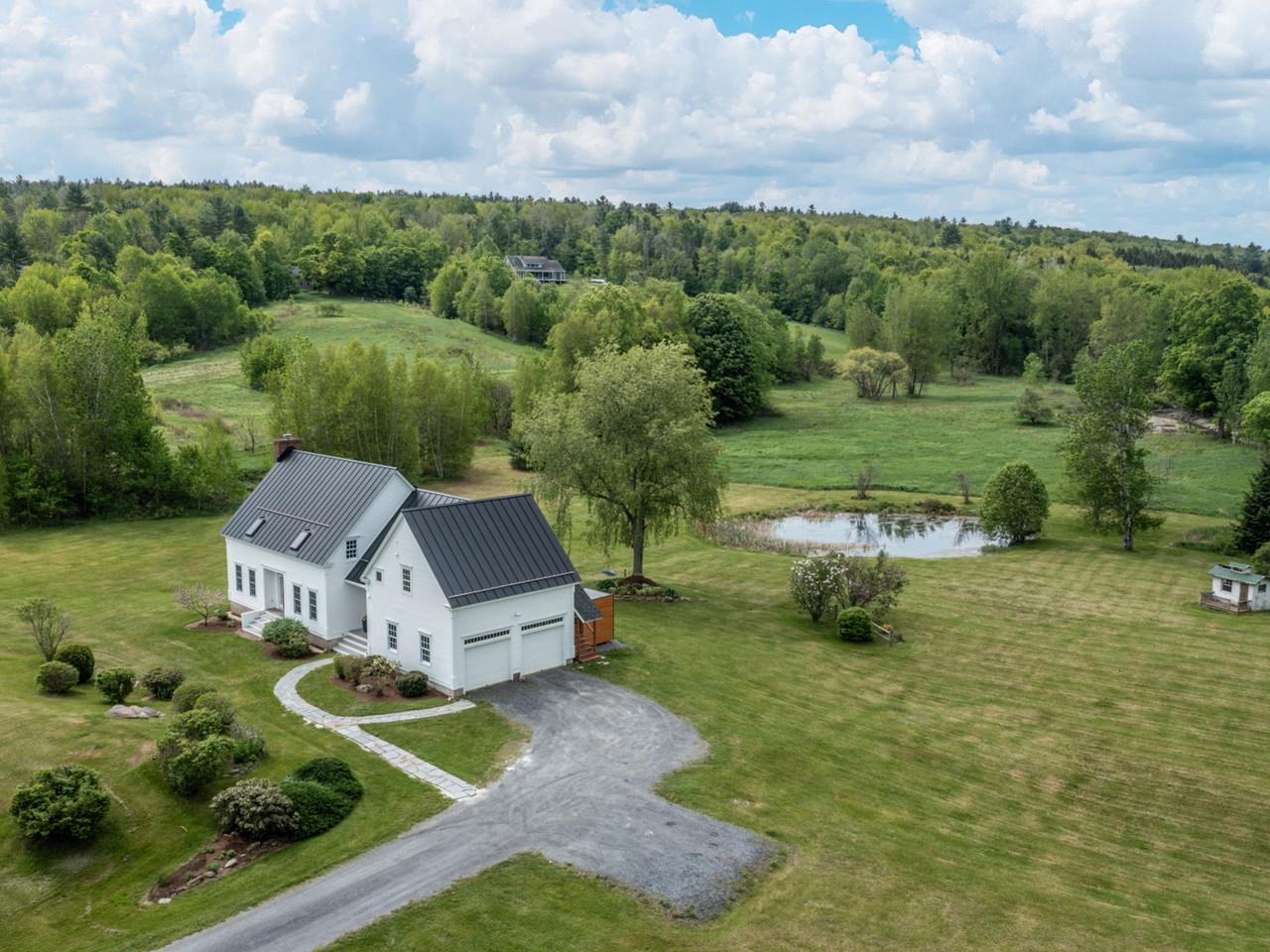 1369 Hinesburg Road Richmond, VT 05477 - Photo 13 of 60