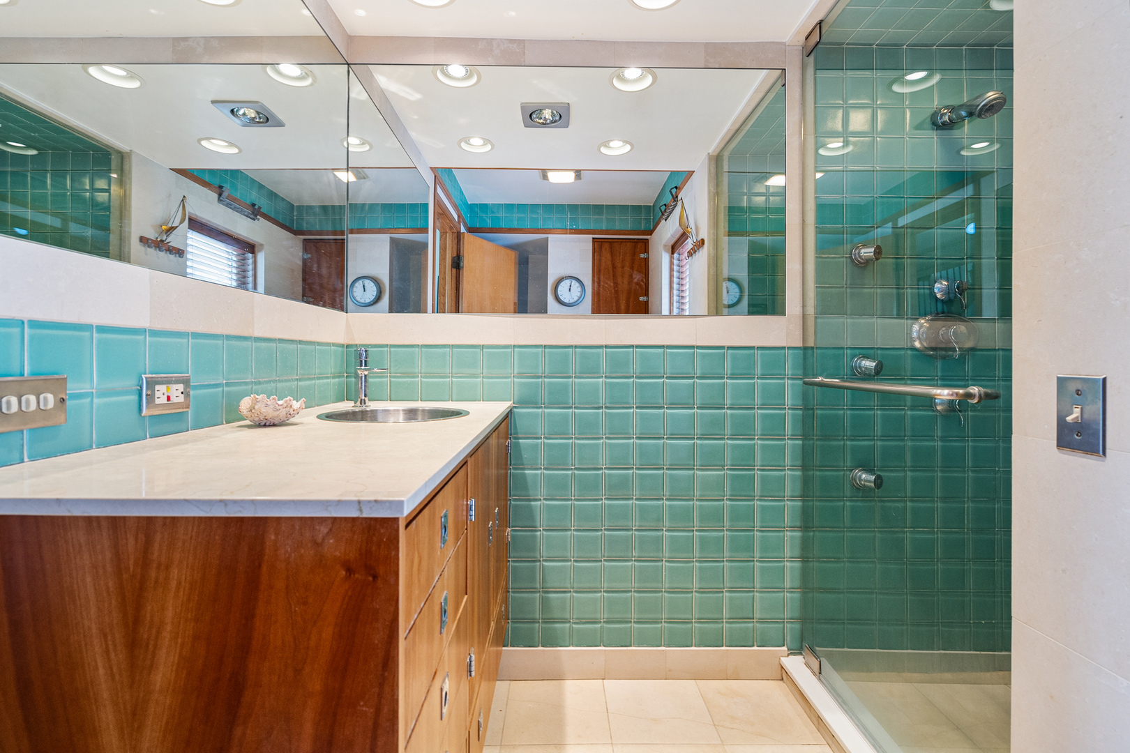 1928 Kennicott Court Des Plaines, IL 60018 - Photo 24 of 44