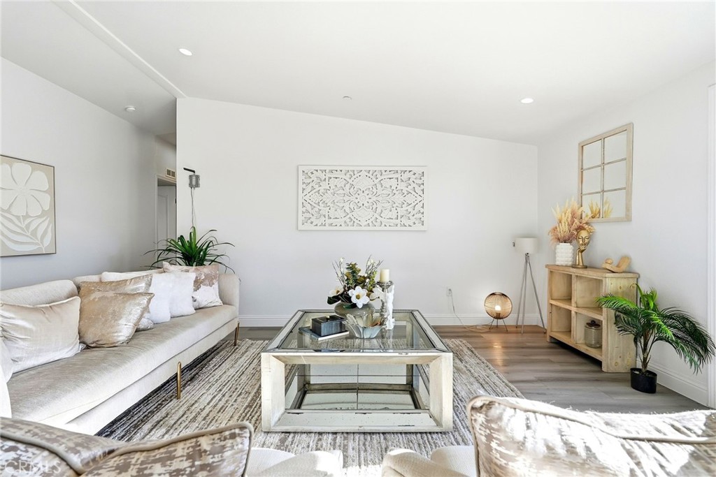 29626 Silver Street Val Verde, CA 91384 - Photo 6 of 24